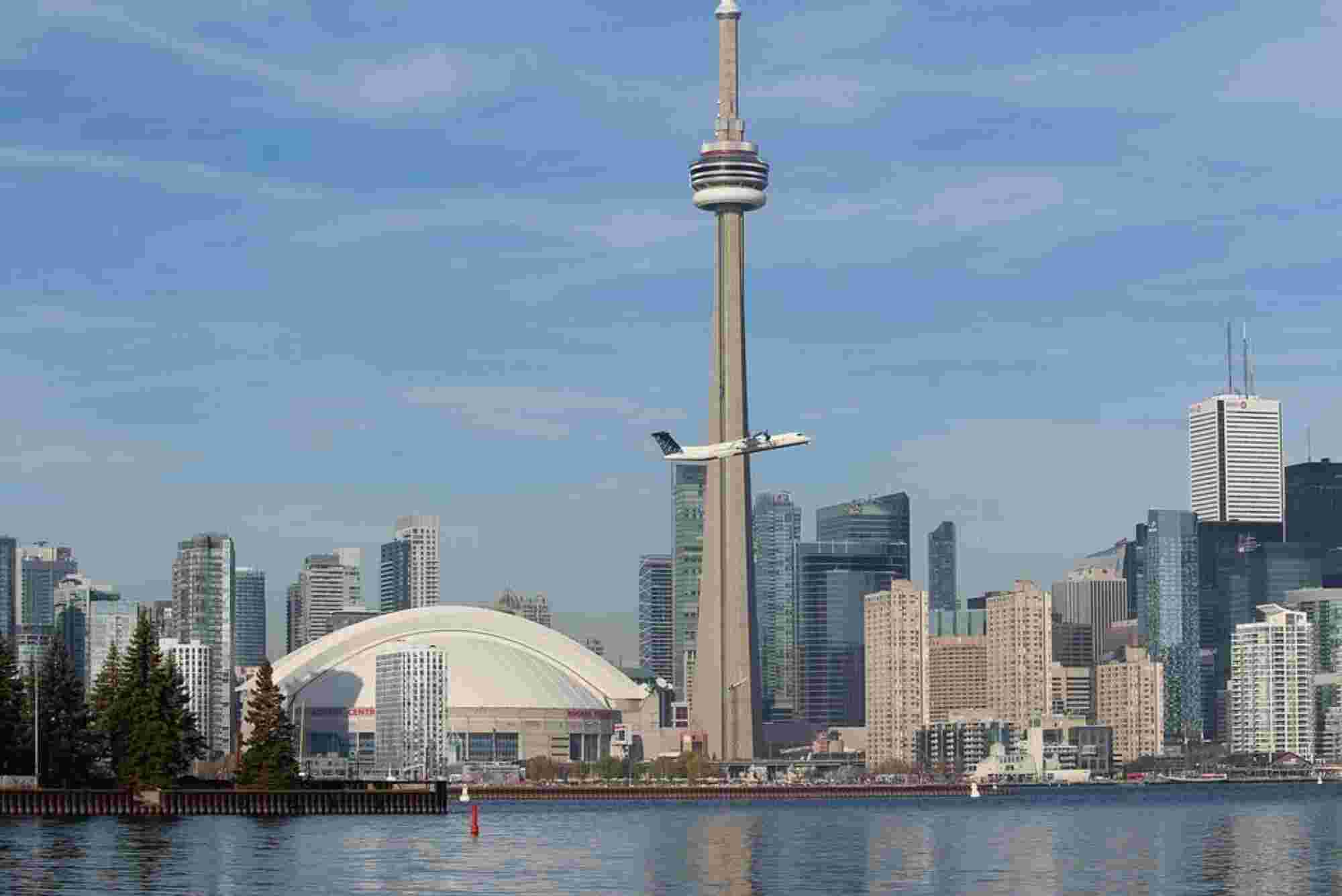 Canada Toronto Core: CN Tower Area Retail Options
