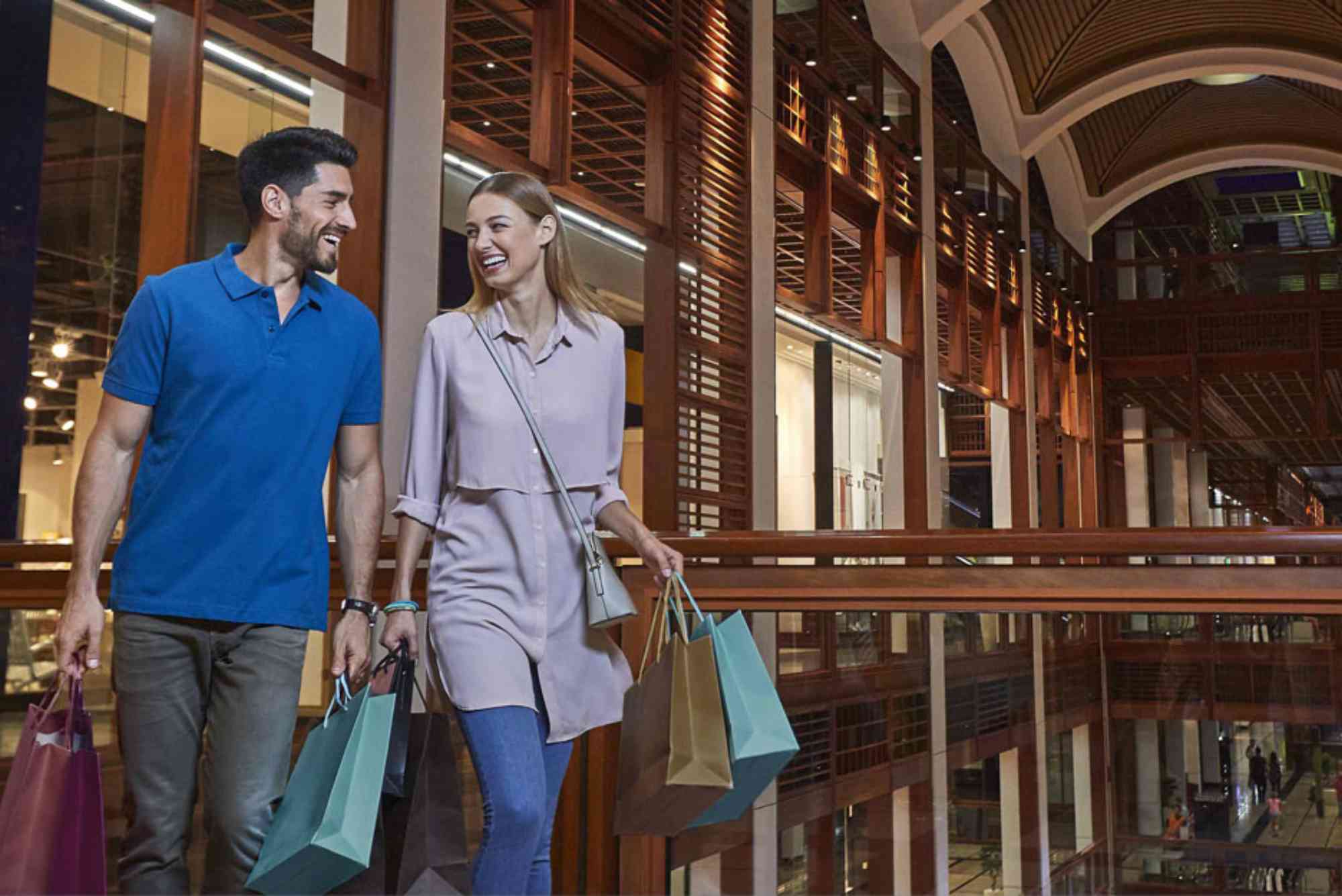 UAE Abu Dhabi WTC Mall and Souk Essentials